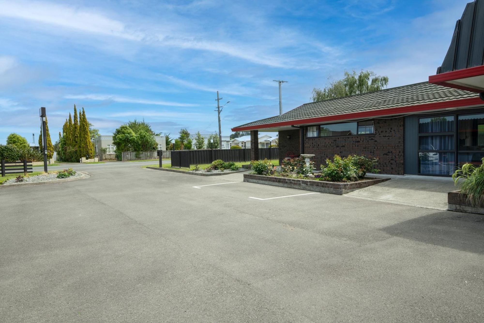 Marton Motel Nz พาล์เมอร์สตันนอร์ท ภายนอก รูปภาพ